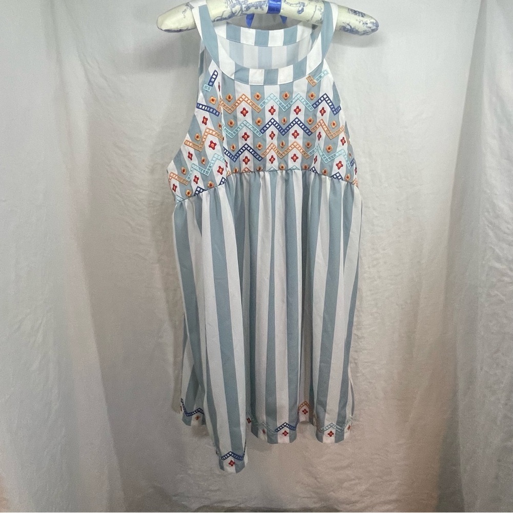 Belinda Blue white striped baby doll style dress. Large. Has pockets! Pre-owned
